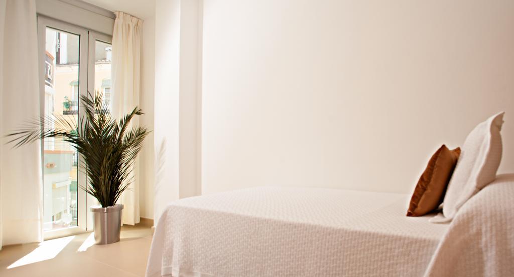 Urbanliving Fajardo Apartamento Málaga Quarto foto