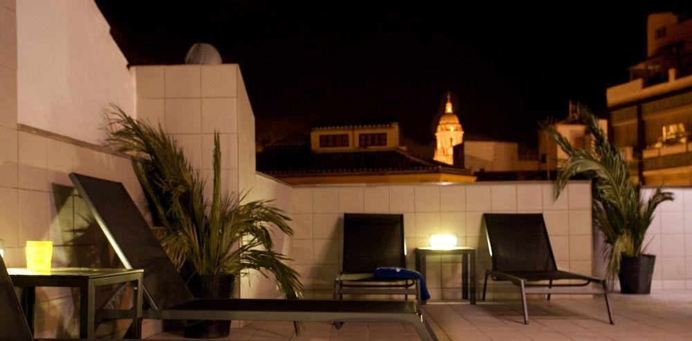Urbanliving Fajardo Apartamento Málaga Exterior foto
